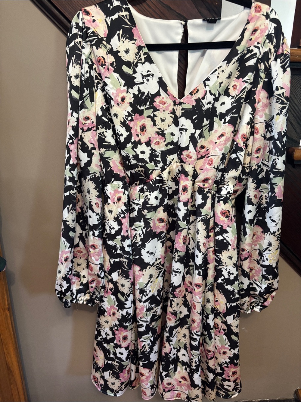 torrid Floral V-Neck Long Sleeve Skater Dress - Pink, Cream & Black